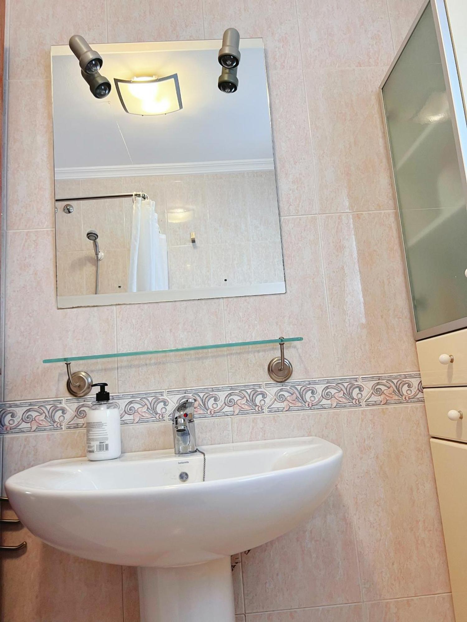 Habitacion Compartido Huelva Centro ภายนอก รูปภาพ