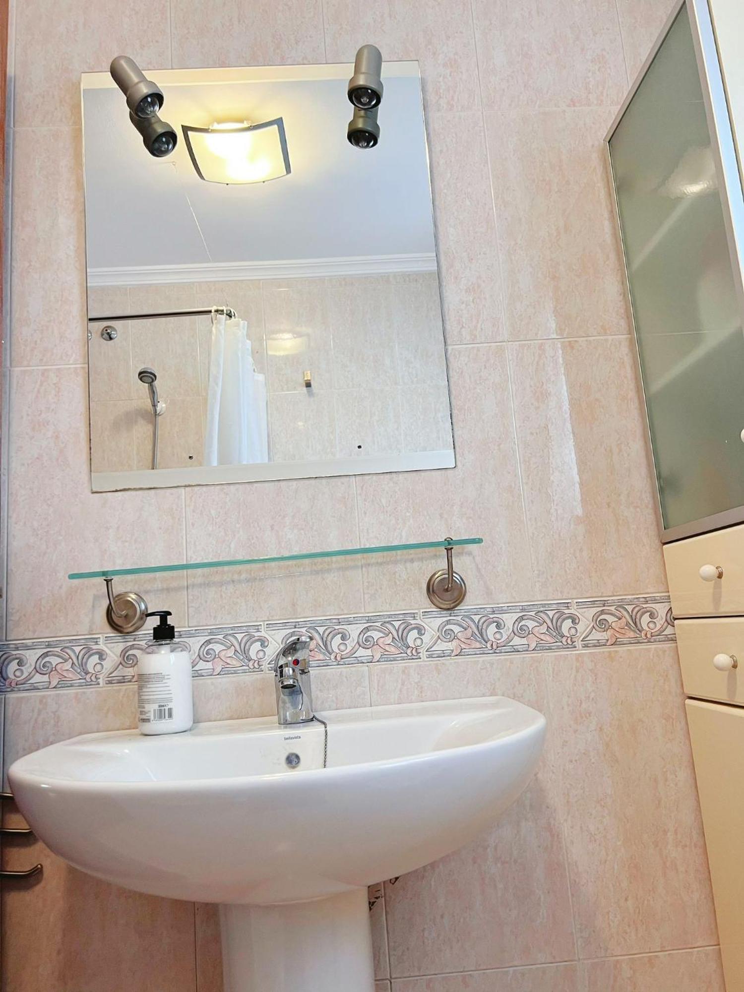 Habitacion Compartido Huelva Centro ภายนอก รูปภาพ