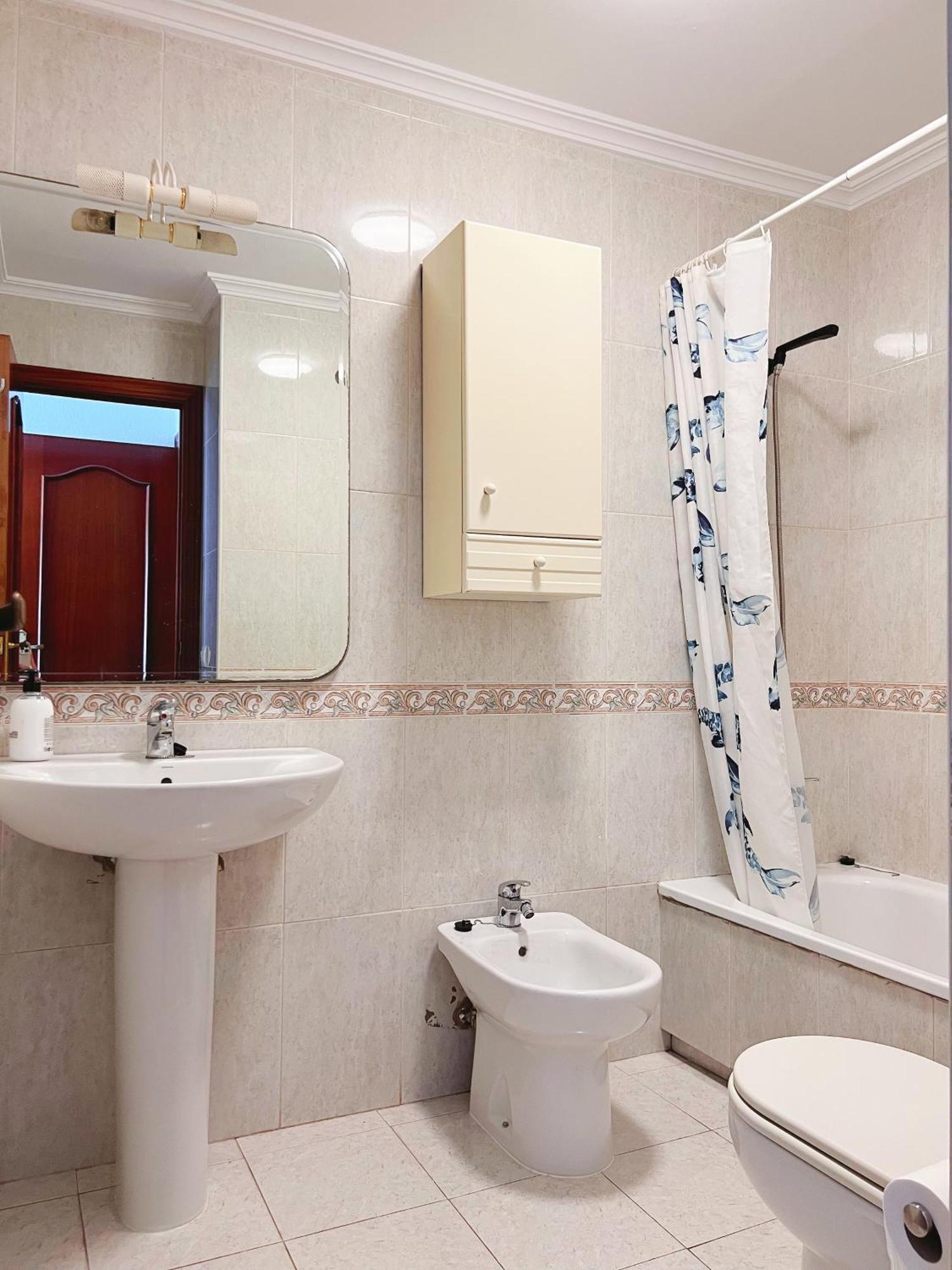 Habitacion Compartido Huelva Centro ภายนอก รูปภาพ
